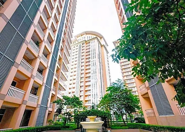 Cozi Luxury Residences Mckinley Manilla