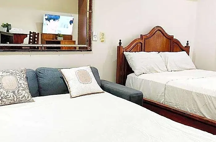 호텔 Cozi Luxury Residences Mckinley 3*