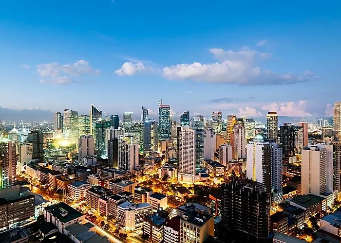 호텔 Cozi Luxury Residences Mckinley 3*